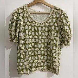 Solitaire embroidered puff sleeve top